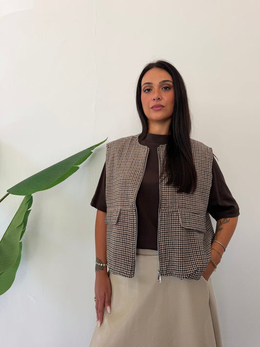 Gilet over a quadretti