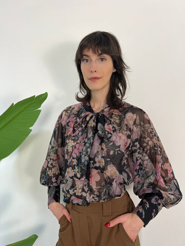 Blusa flower