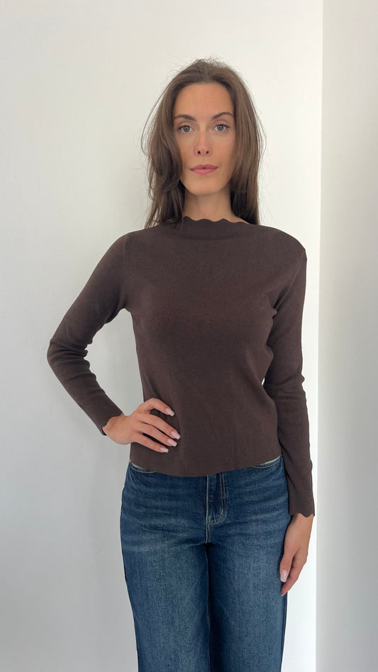 Maglietta maglioncino dettaglio onda