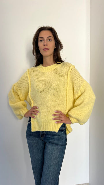 Maxi maglione aperture sul davanti