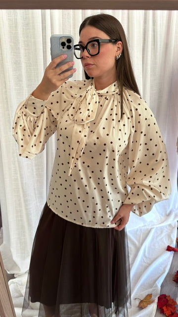 Blusa a pois simil raso