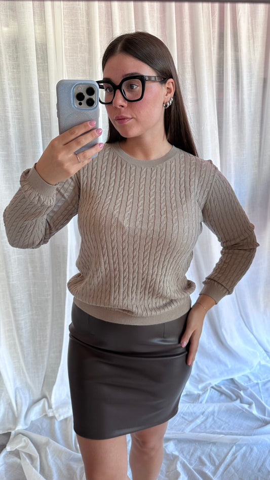 Maglioncino con trama trecce